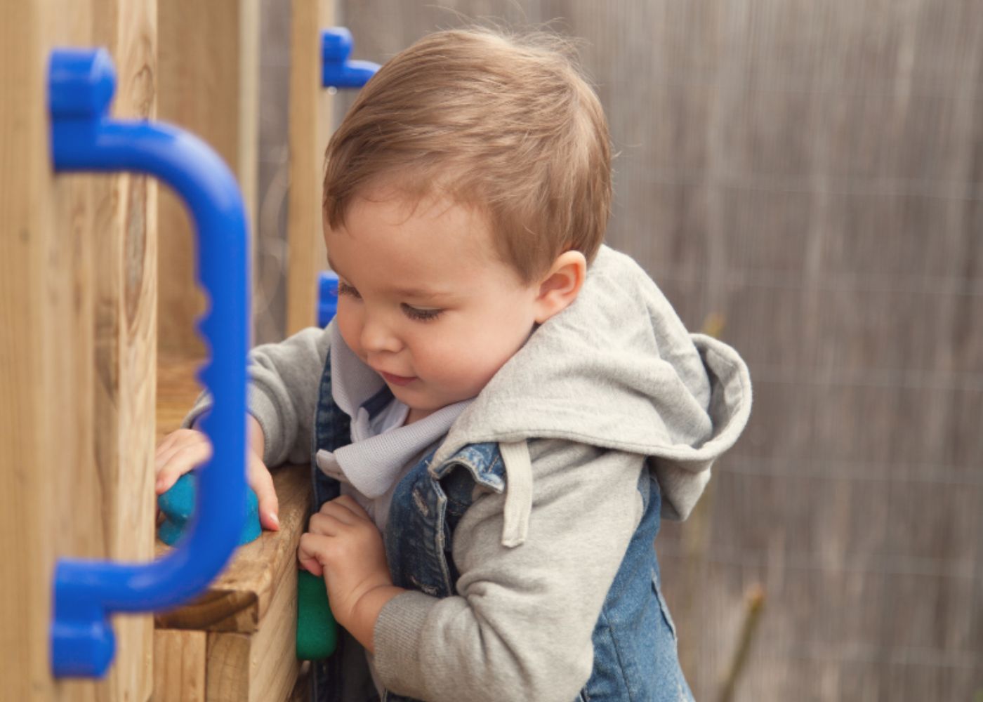Safe Fencing For a Kid Friendly Backyard